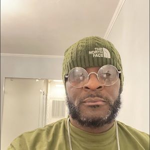 Meet your Posher, Bro.